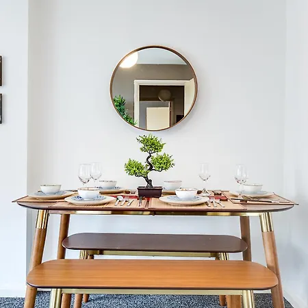 Chinese With Freepark - 28 Night Apartment